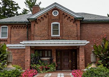 Cowles House Front Exterior