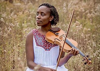 maria skidmore with her violin