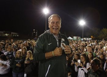 Izzo addresses Izzone campout crowd